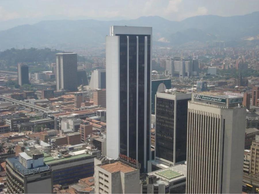 Oficina Visión Gerencial — Edificio del Café, Piso 32, Medellín